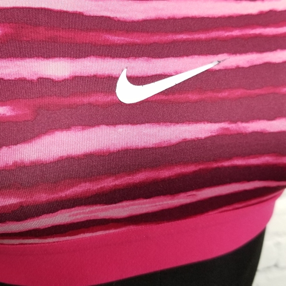 Nike pink sport bra | Medium - Picture 6 of 7